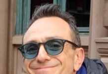 Hank Azaria Net Worth: A Multi-Talented Actor’s Journey to Success Hank Azaria Net Worth